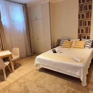 Flat In The Center Of Budapest