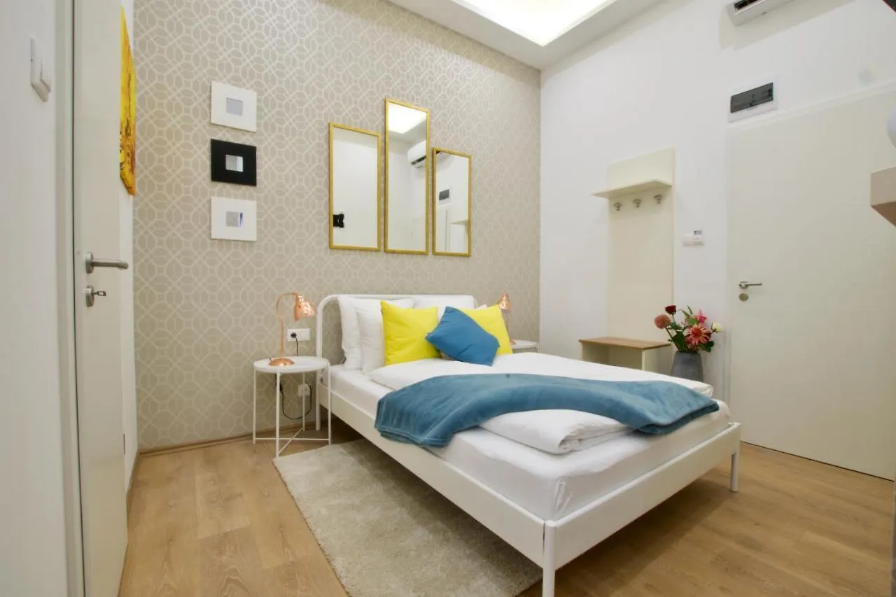 St King 11 By Hi5 Apartments Βουδαπέστη
